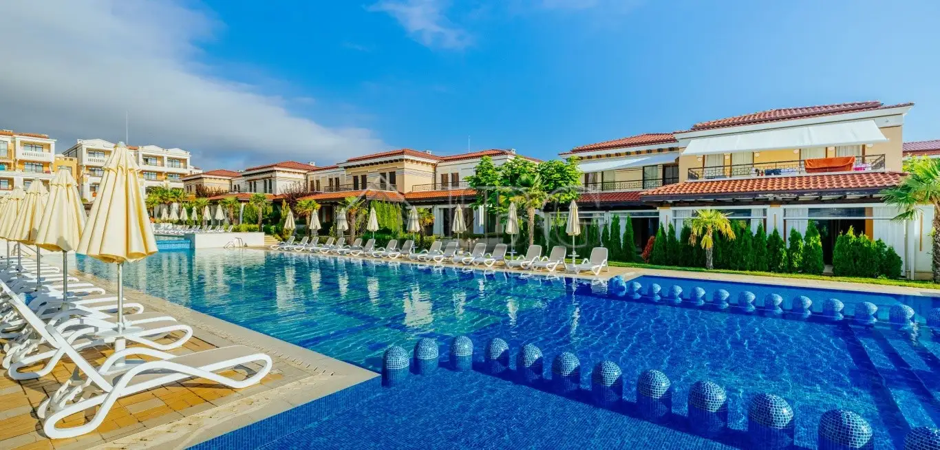 Flat 51m² in Bulgaria, Sozopol. Priced at 75000€ rent photo-17