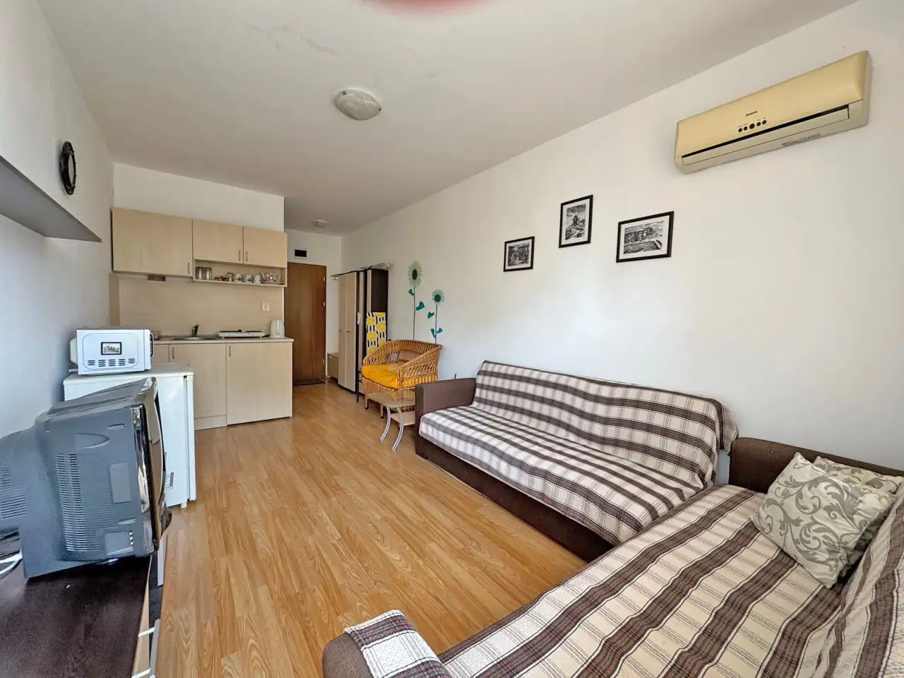 Flat 33m² in Bulgaria, Sunny Beach. Priced at 45999€ rent photo-5