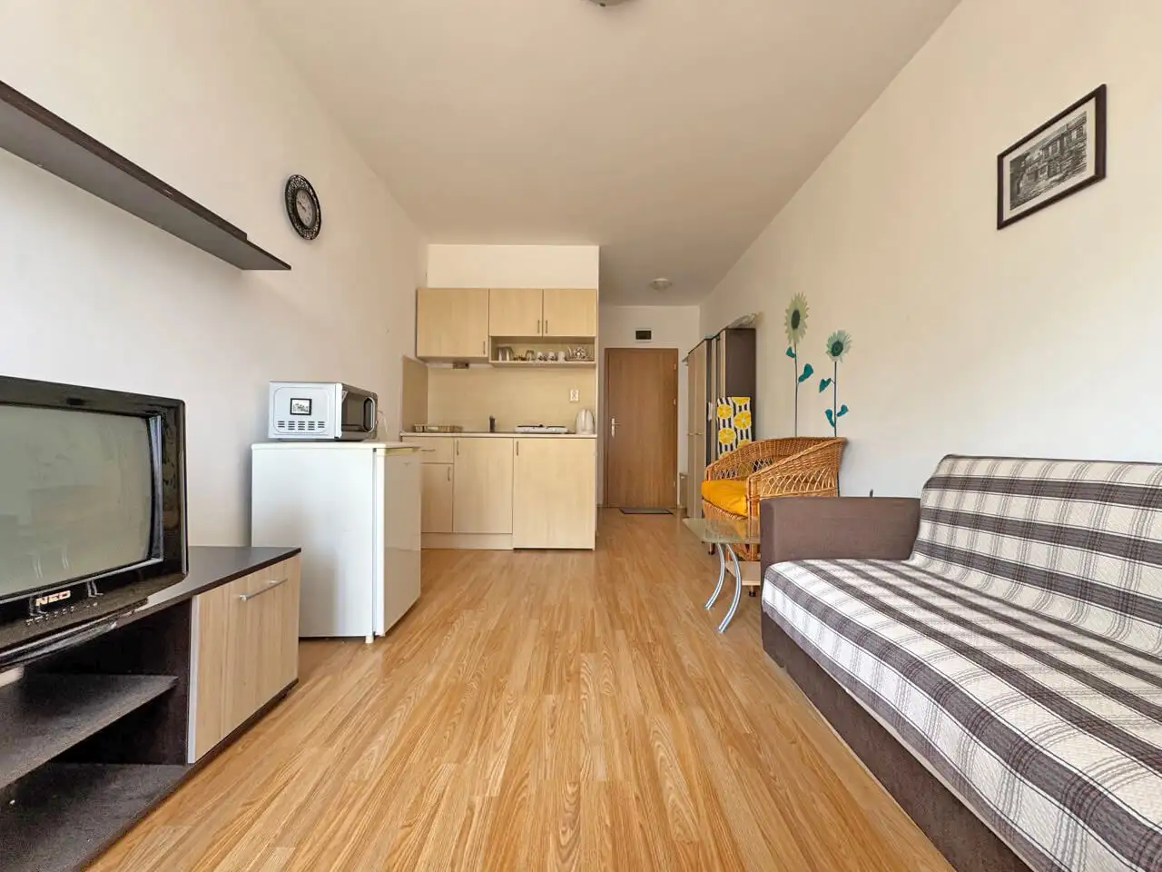 Flat 33m² in Bulgaria, Sunny Beach. Priced at 45999€ rent photo-6