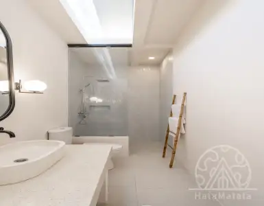 Rent in Indonesia for 21500$