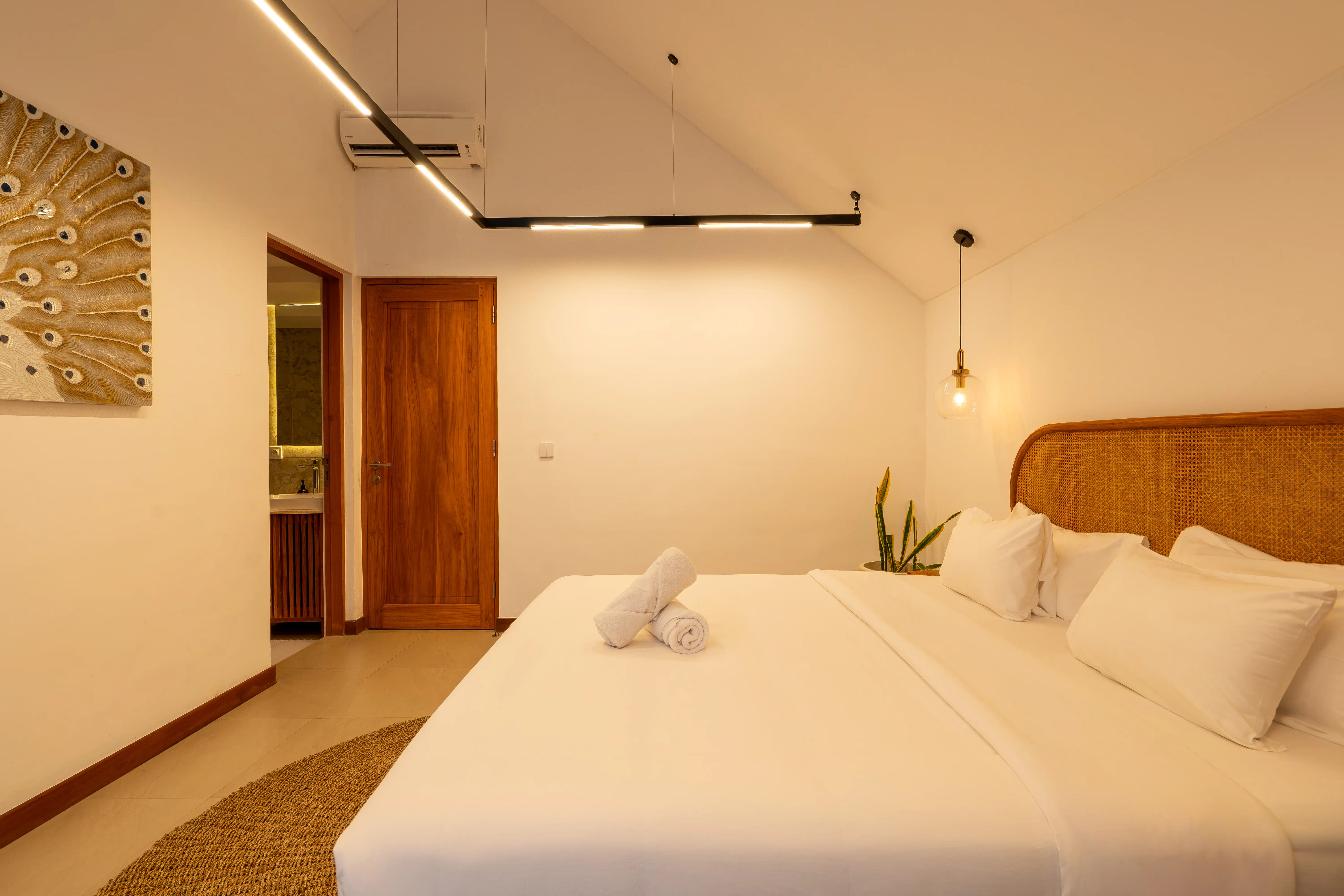 Villa 110m² in Indonesia, Umalas. Priced at 285000$ rent photo-10