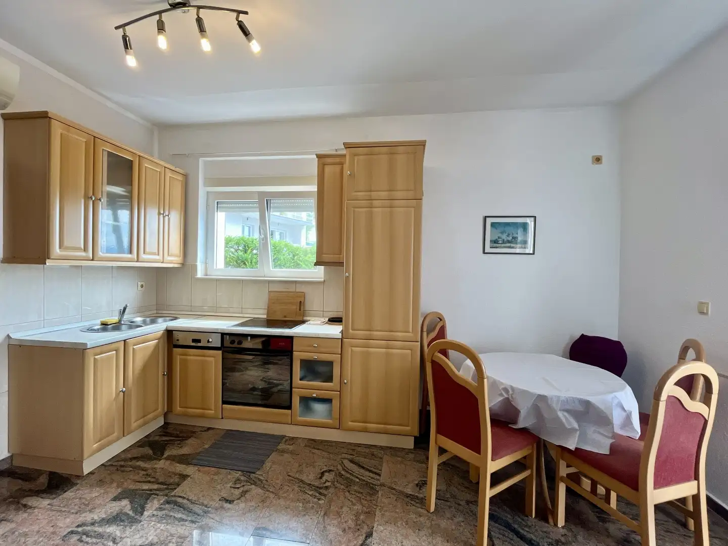 Hotels 370m² in Croatia, Matulji. Priced at 975000€ rent photo-8