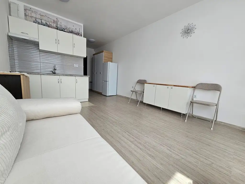 Flat 42m² in Bulgaria, Nessebar. Priced at 69500€ rent photo-12