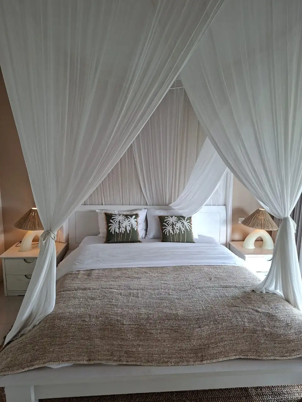 Villa 170m² in Indonesia, Canggu. Priced at 24320$ rent photo-12