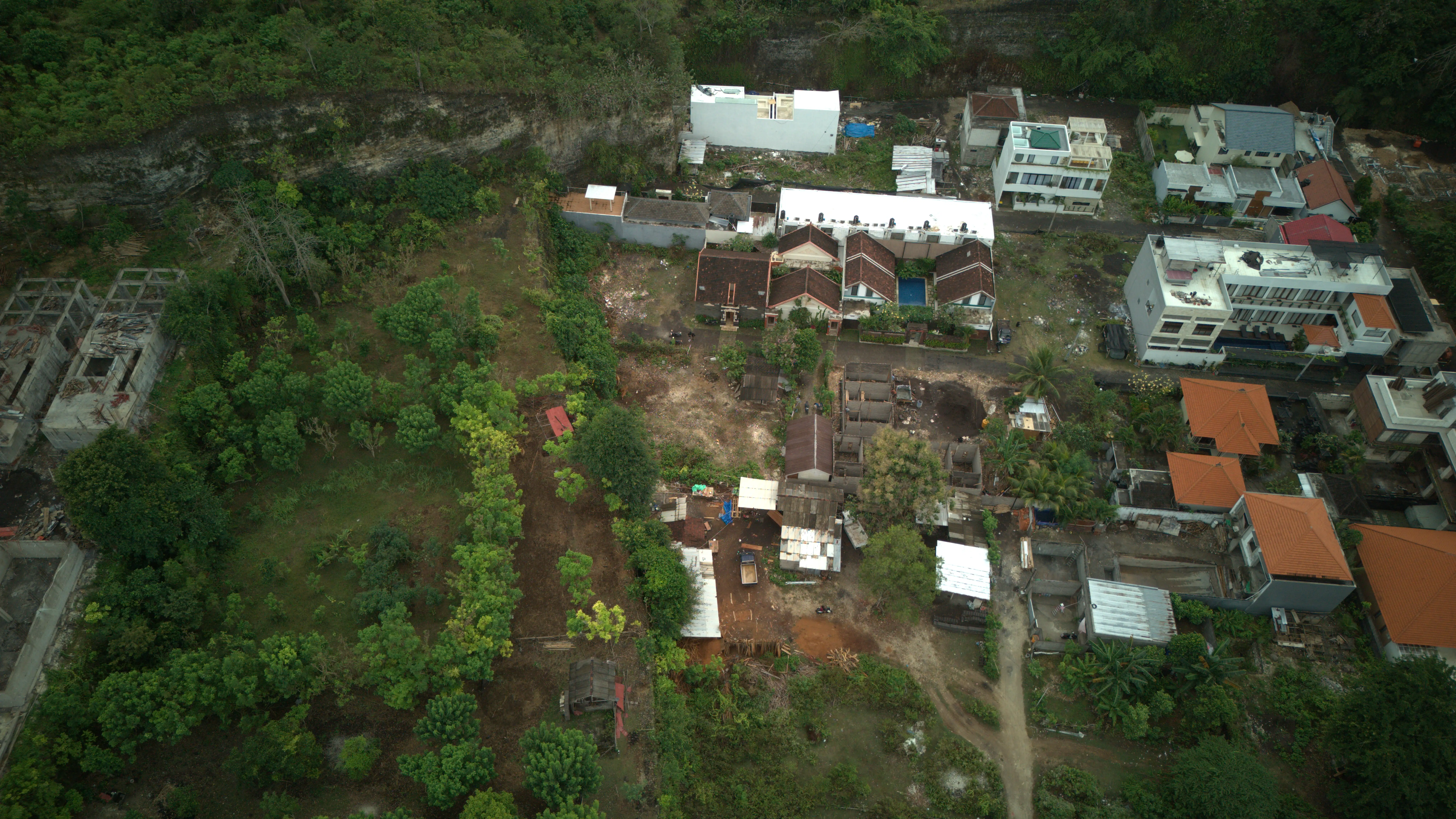 Land 0m² in Indonesia, Bukit. Priced at 150091$ rent photo-1