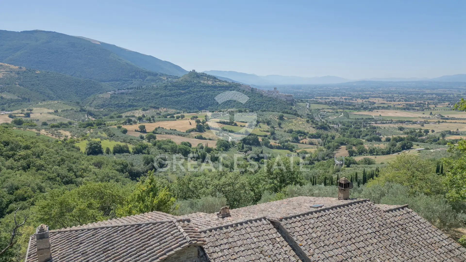 House 559m² in Italy, Perugia. Priced at 1200000€ rent photo-1