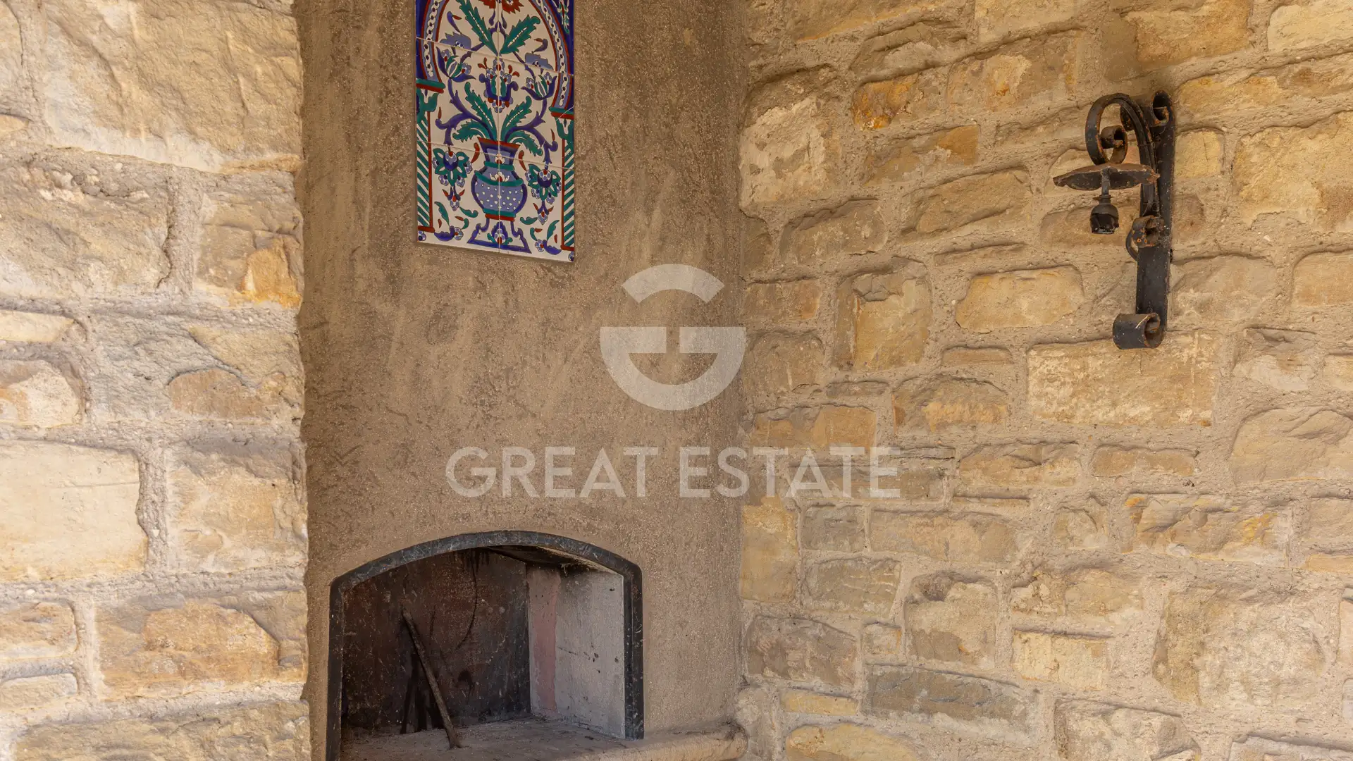 House 559m² in Italy, Perugia. Priced at 1200000€ rent photo-12