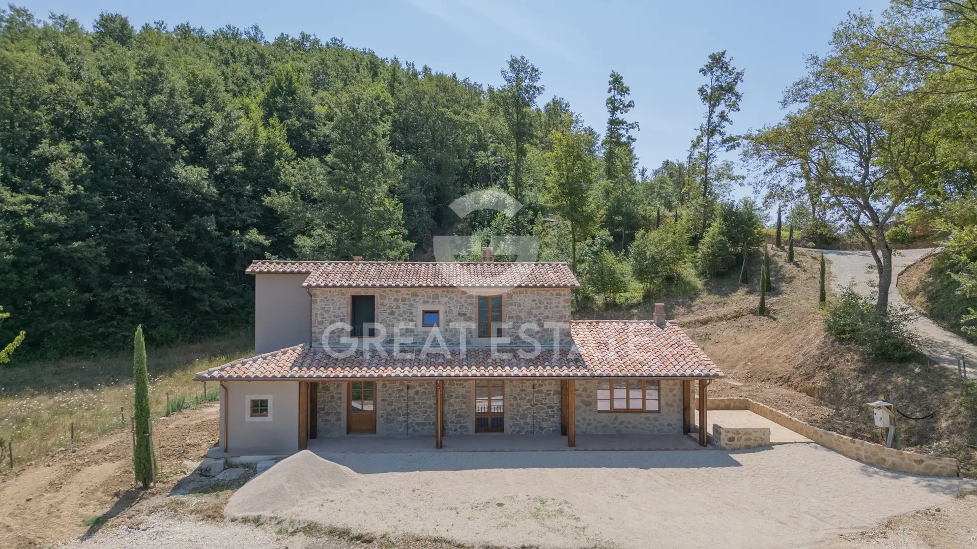 House 194m² in Italy, Grosseto. Priced at 475000€ rent photo-3