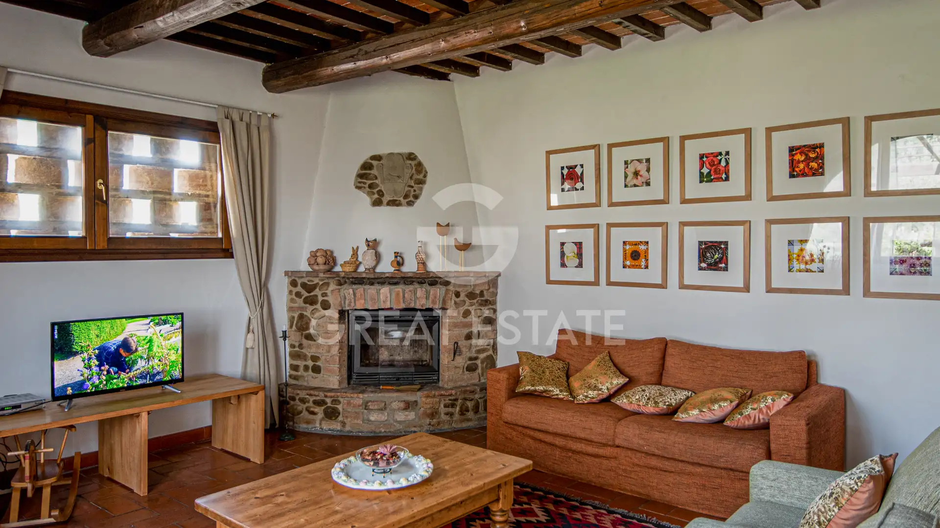 House 715m² in Italy, Florence. Priced at 1400000€ rent photo-13