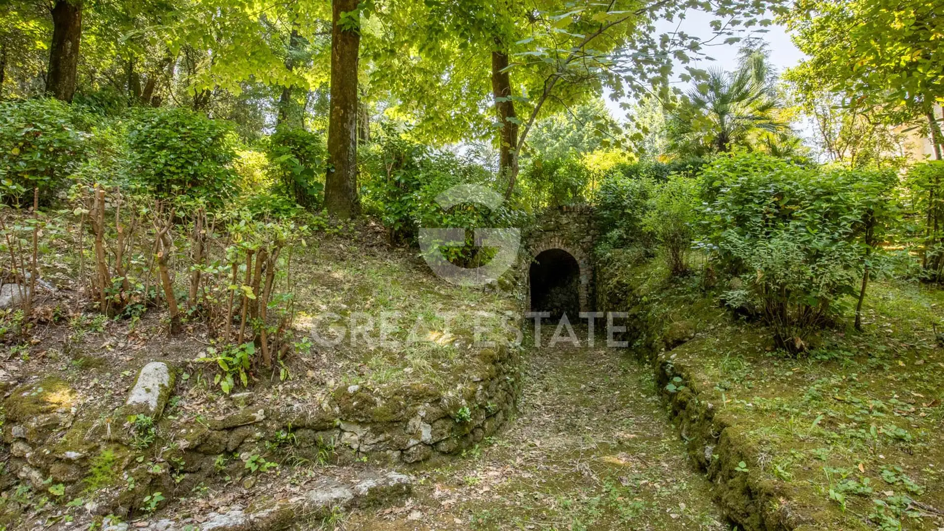 Villa 4204m² in Italy, Terney. Priced at 2400000€ rent photo-9