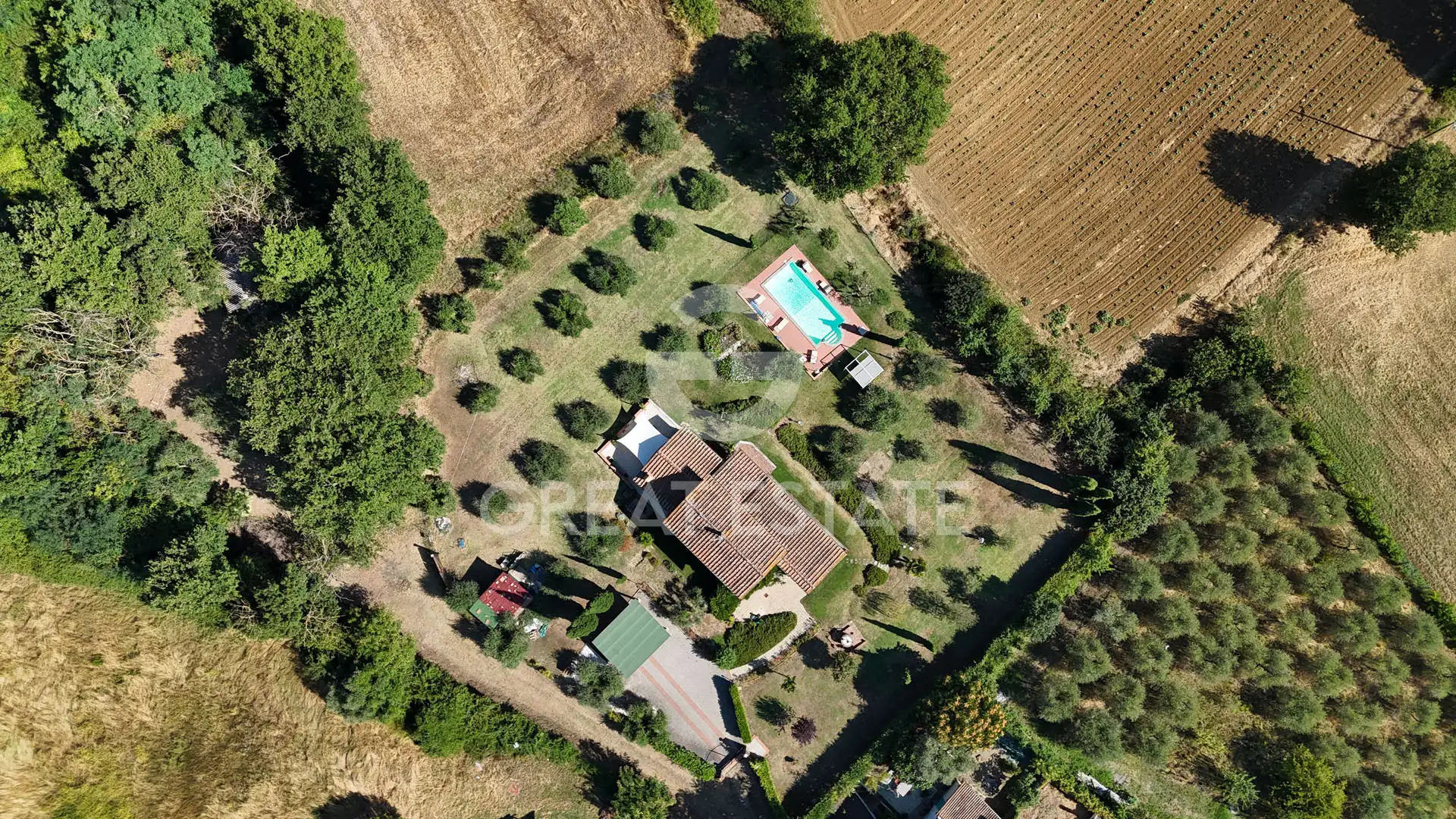 House 241m² in Italy, Arezzo. Priced at 690000€ rent photo-7