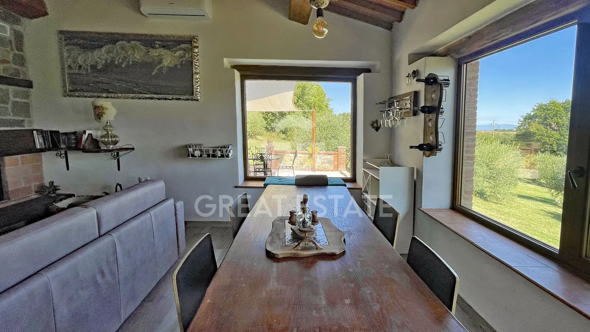 House 241m² in Italy, Arezzo. Priced at 690000€ rent photo-15