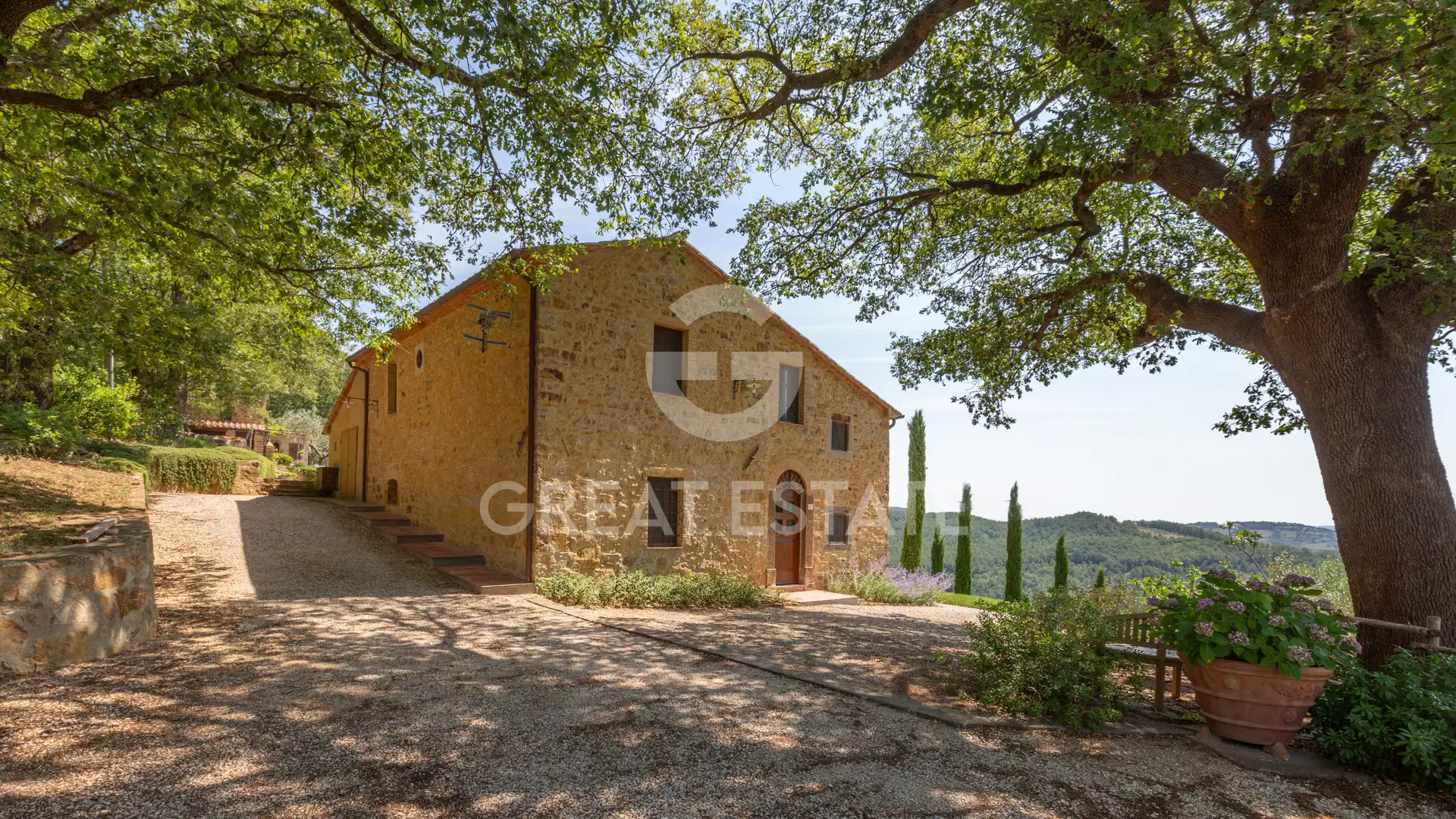 House 306m² in Italy, Grosseto. Priced at 560000€ rent photo-1