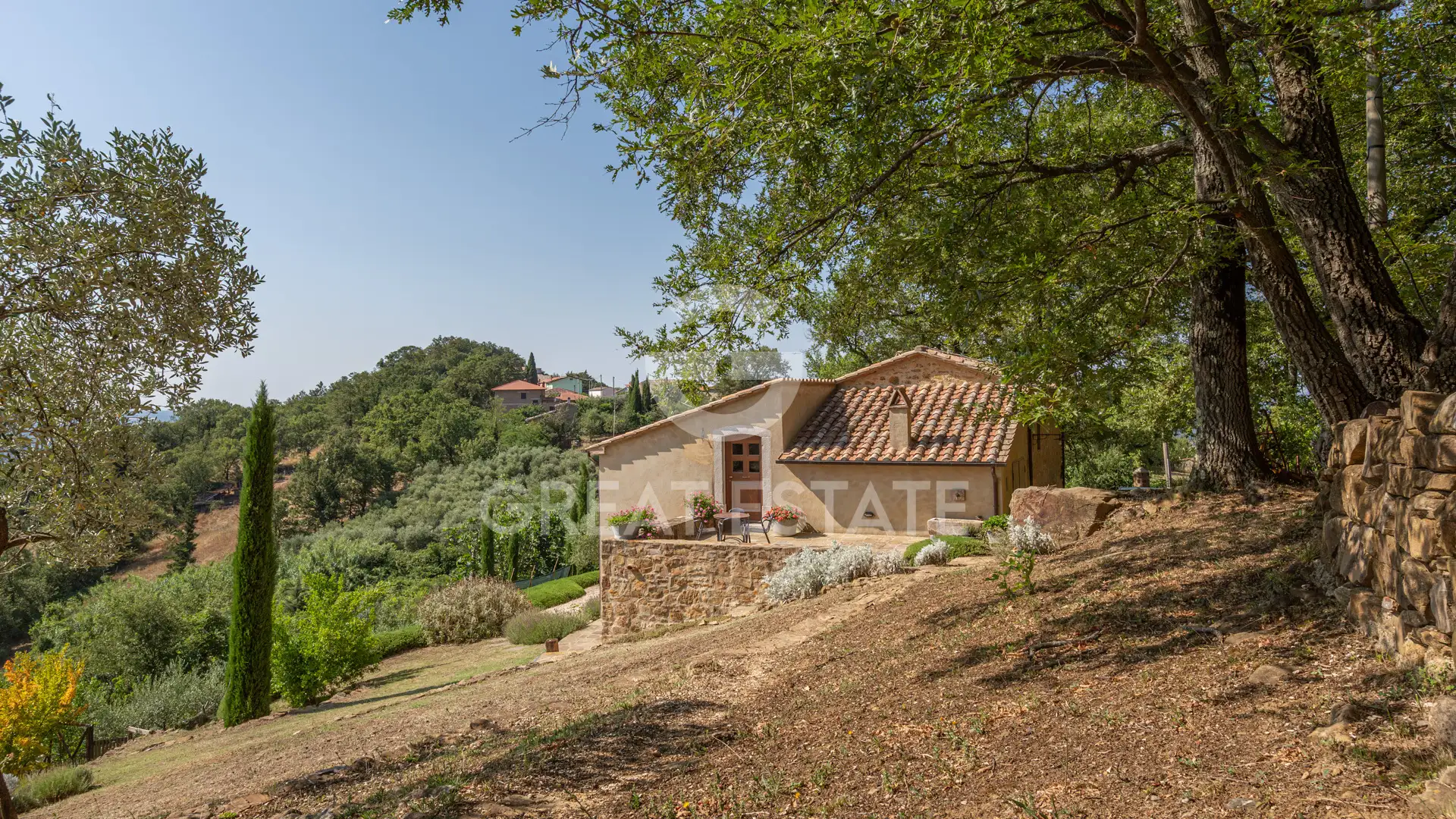 House 306m² in Italy, Grosseto. Priced at 560000€ rent photo-3