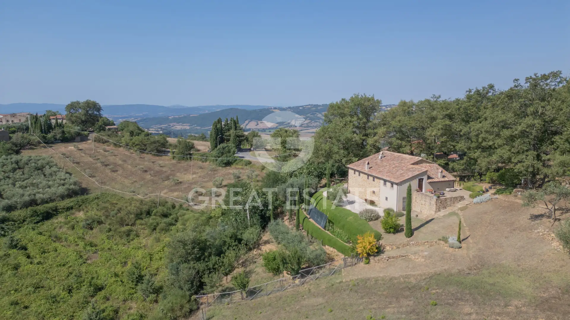 House 306m² in Italy, Grosseto. Priced at 560000€ rent photo-13