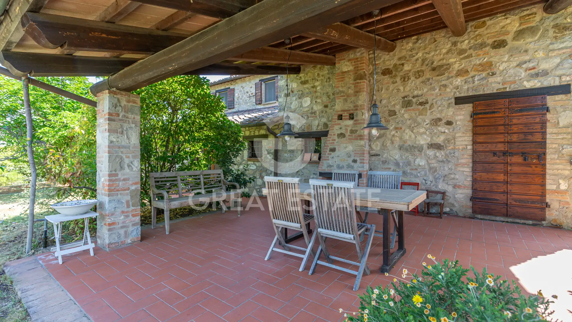 House 310m² in Italy, Terney. Priced at 1100000€ rent photo-8