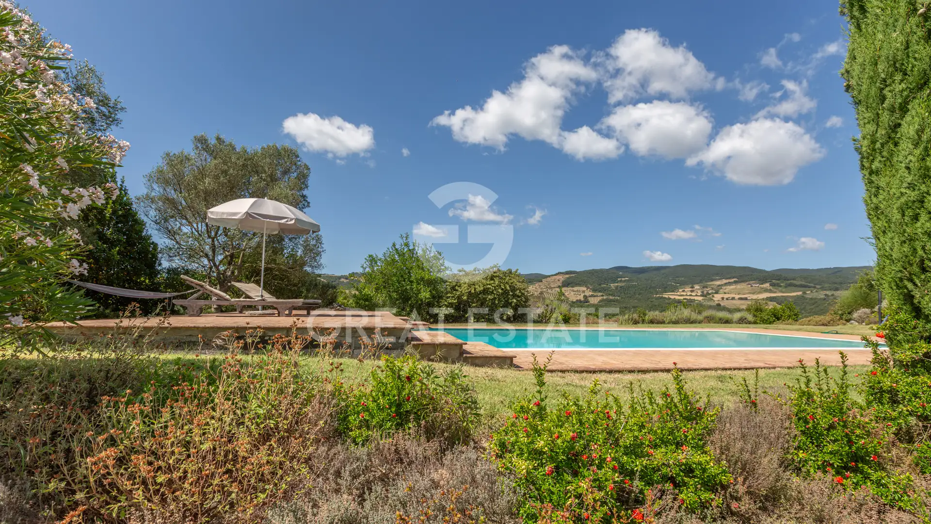 House 310m² in Italy, Terney. Priced at 1100000€ rent photo-15