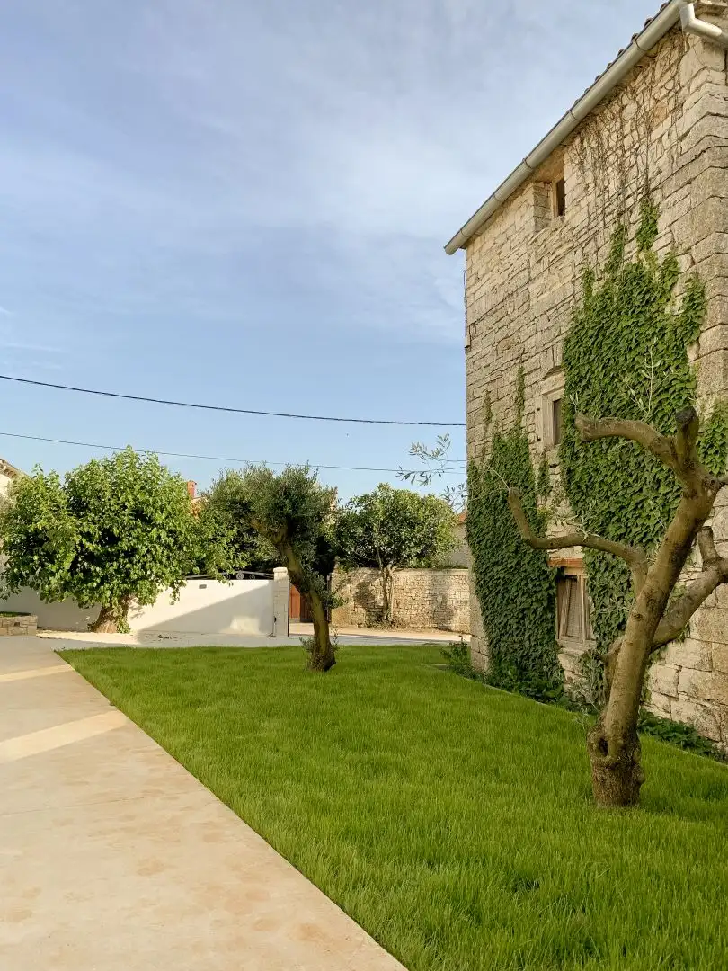 Villa 230m² in Croatia, Rovinj. Priced at 635000€ rent photo-6