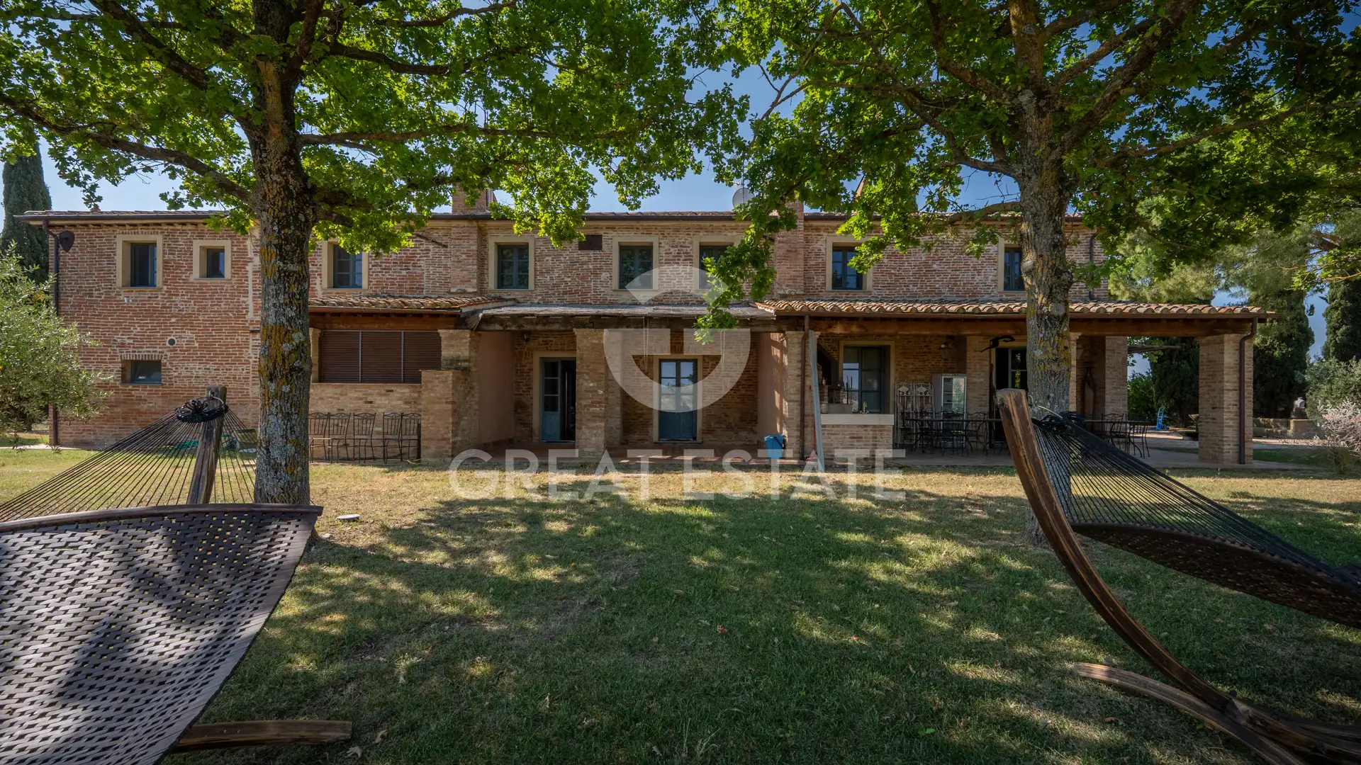 House 624m² in Italy, Perugia. Priced at 1460000€ rent photo-12