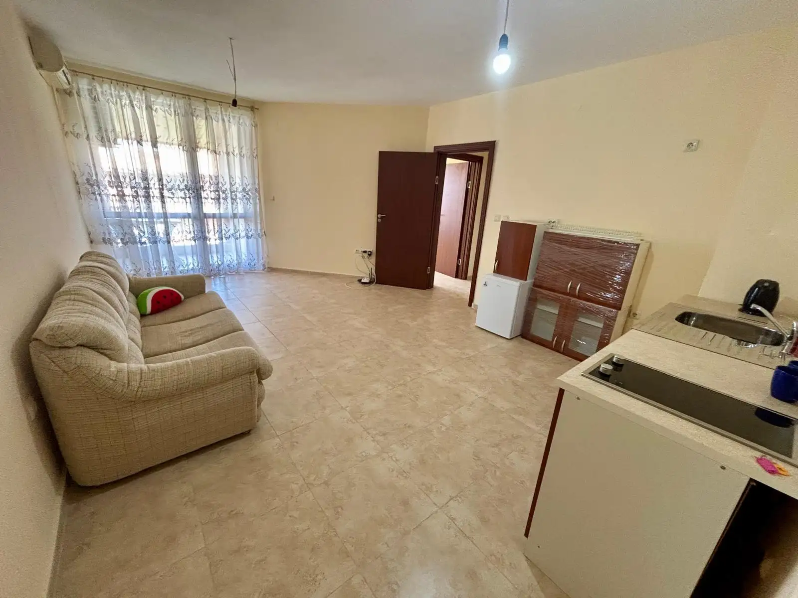 Flat 66m² in Bulgaria, Nessebar. Priced at 78000€ rent photo-4