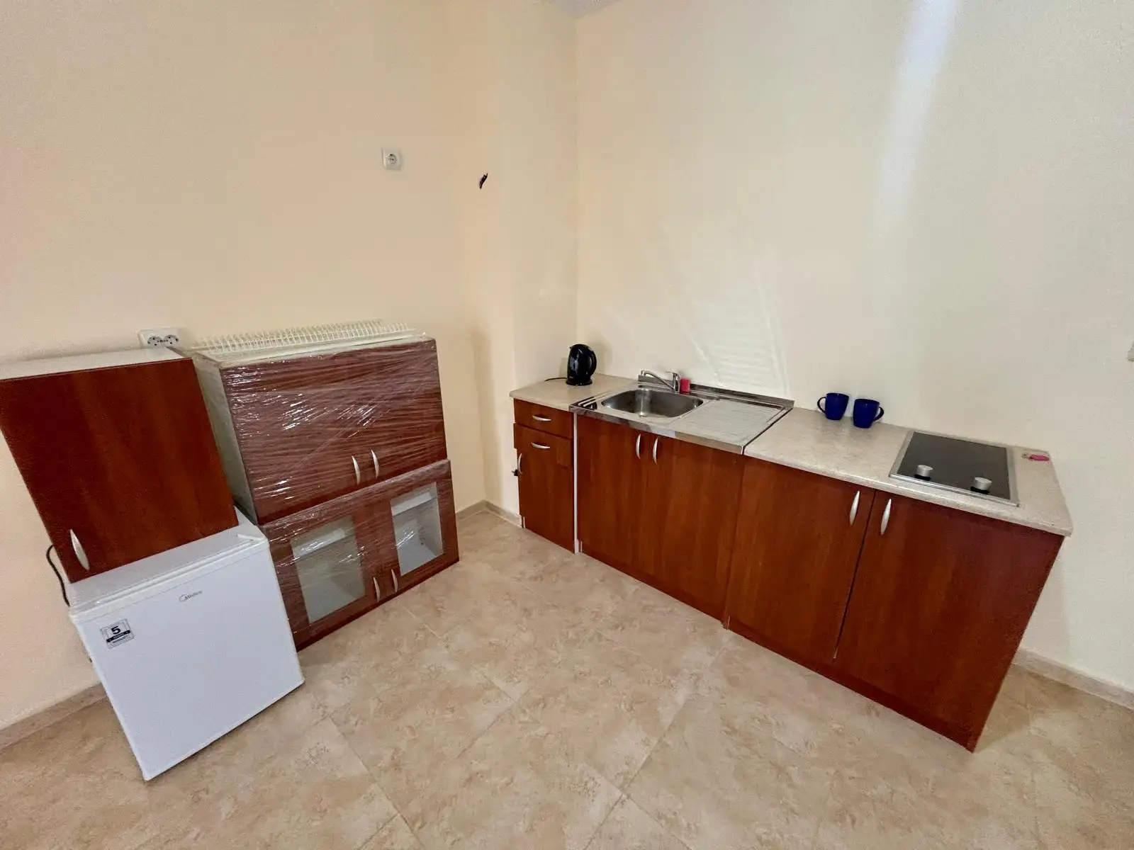 Flat 66m² in Bulgaria, Nessebar. Priced at 78000€ rent photo-8