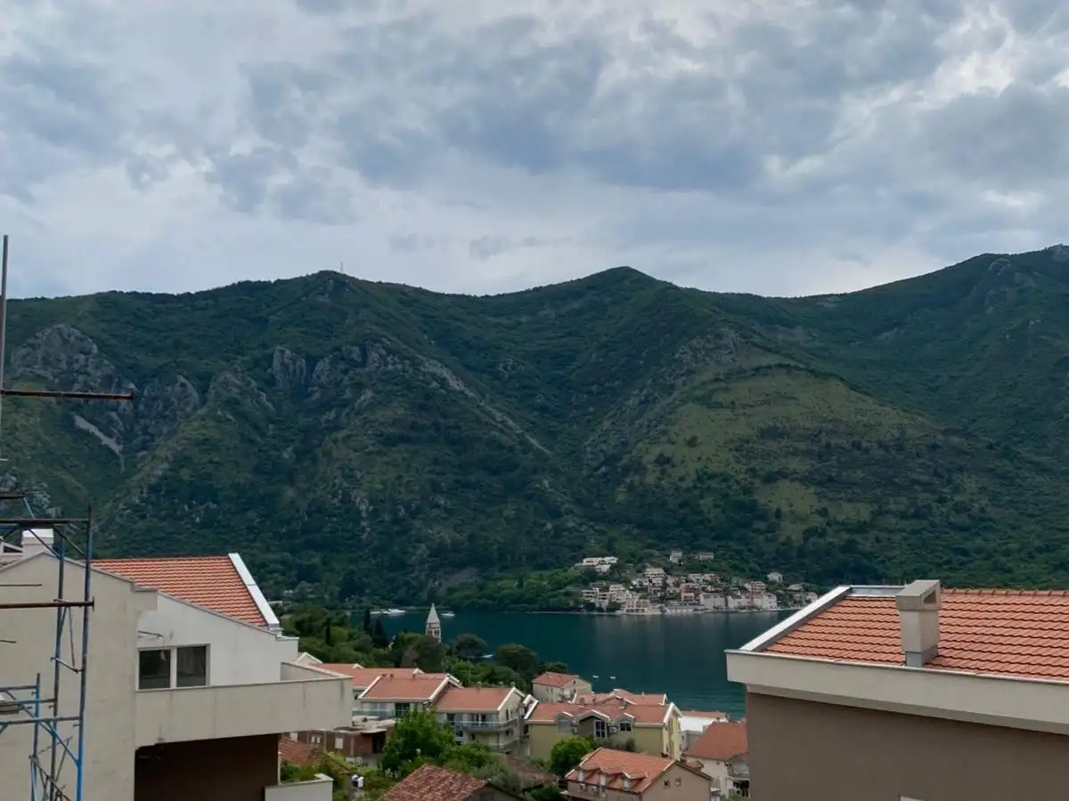 Flat 62m² in Montenegro, Dobrota. Priced at 216000€ rent photo-15
