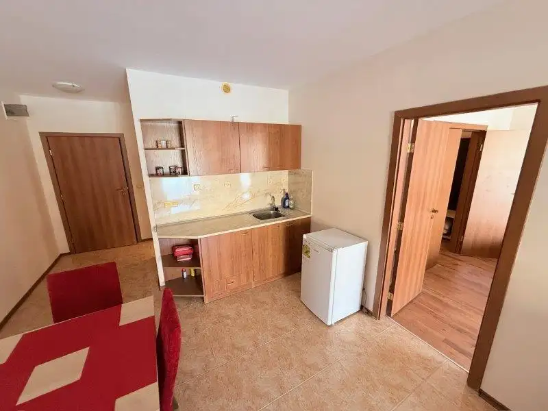 Flat 79m² in Bulgaria, Aheloy. Priced at 80000€ rent photo-5