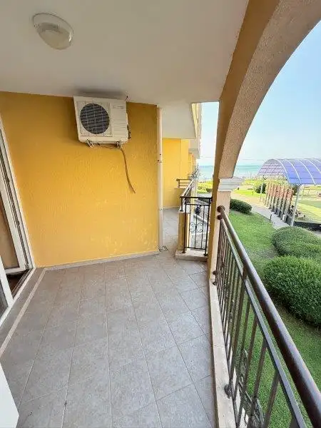 Flat 79m² in Bulgaria, Aheloy. Priced at 80000€ rent photo-6