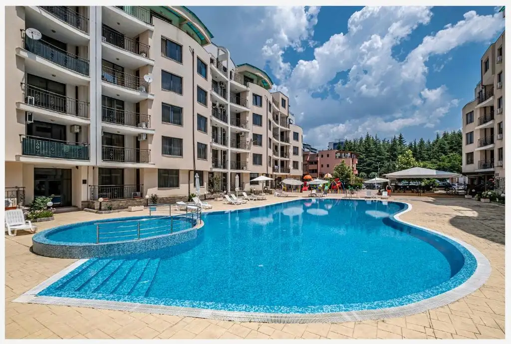 Flat 113m² in Bulgaria, Sunny Beach. Priced at 90000€ rent photo-1