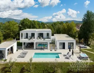 Buy in Croatia for 1450000€