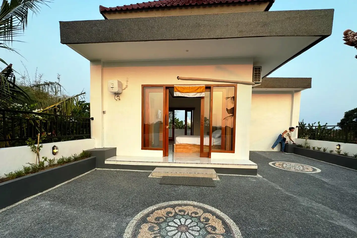 Villa 230m² in Indonesia, East-Bali. Priced at 21400$ rent photo-10