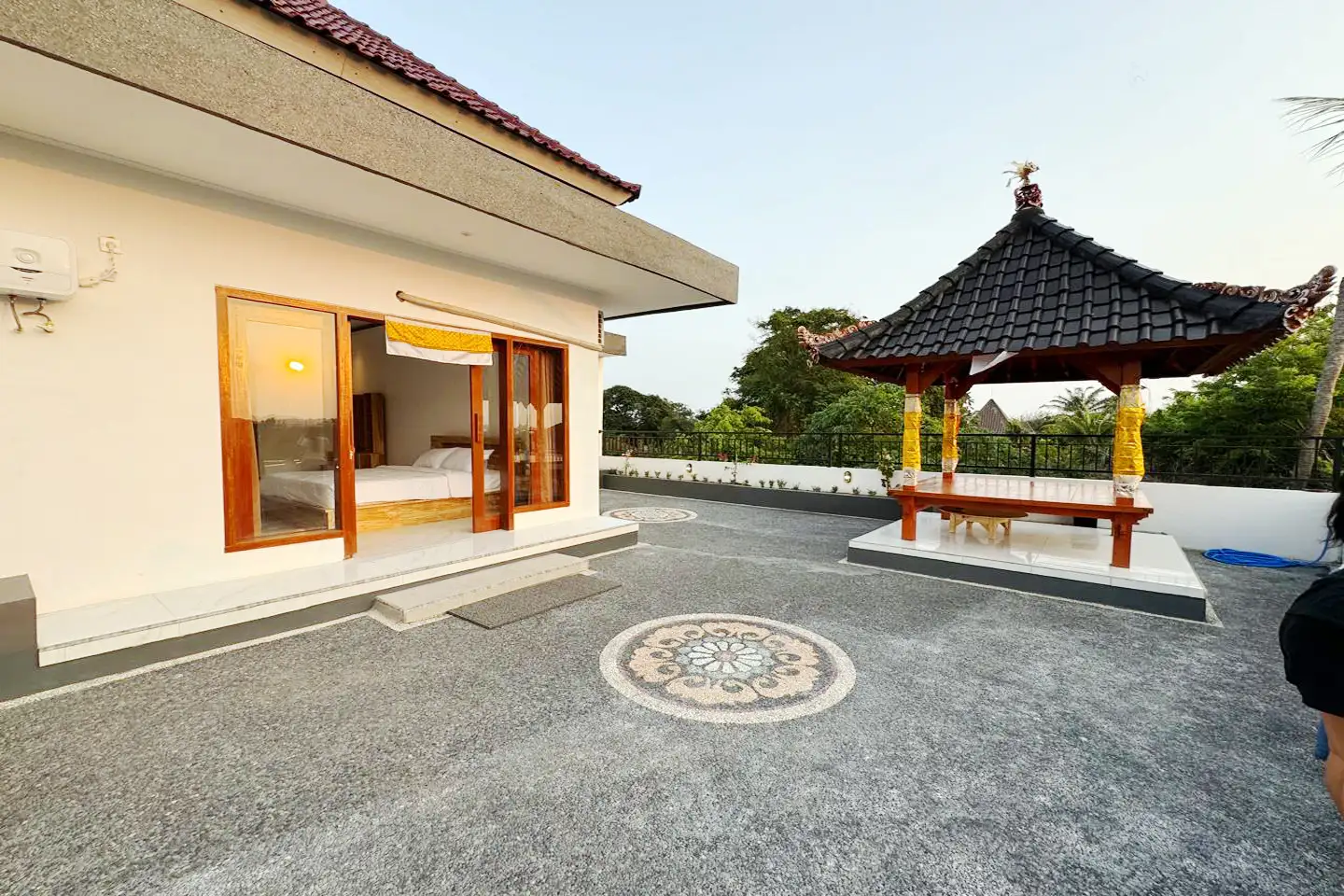 Villa 230m² in Indonesia, East-Bali. Priced at 21400$ rent photo-12