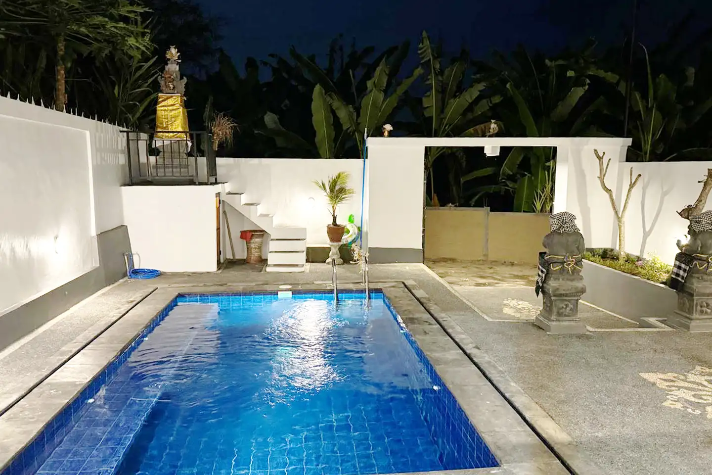 Villa 230m² in Indonesia, East-Bali. Priced at 21400$ rent photo-14
