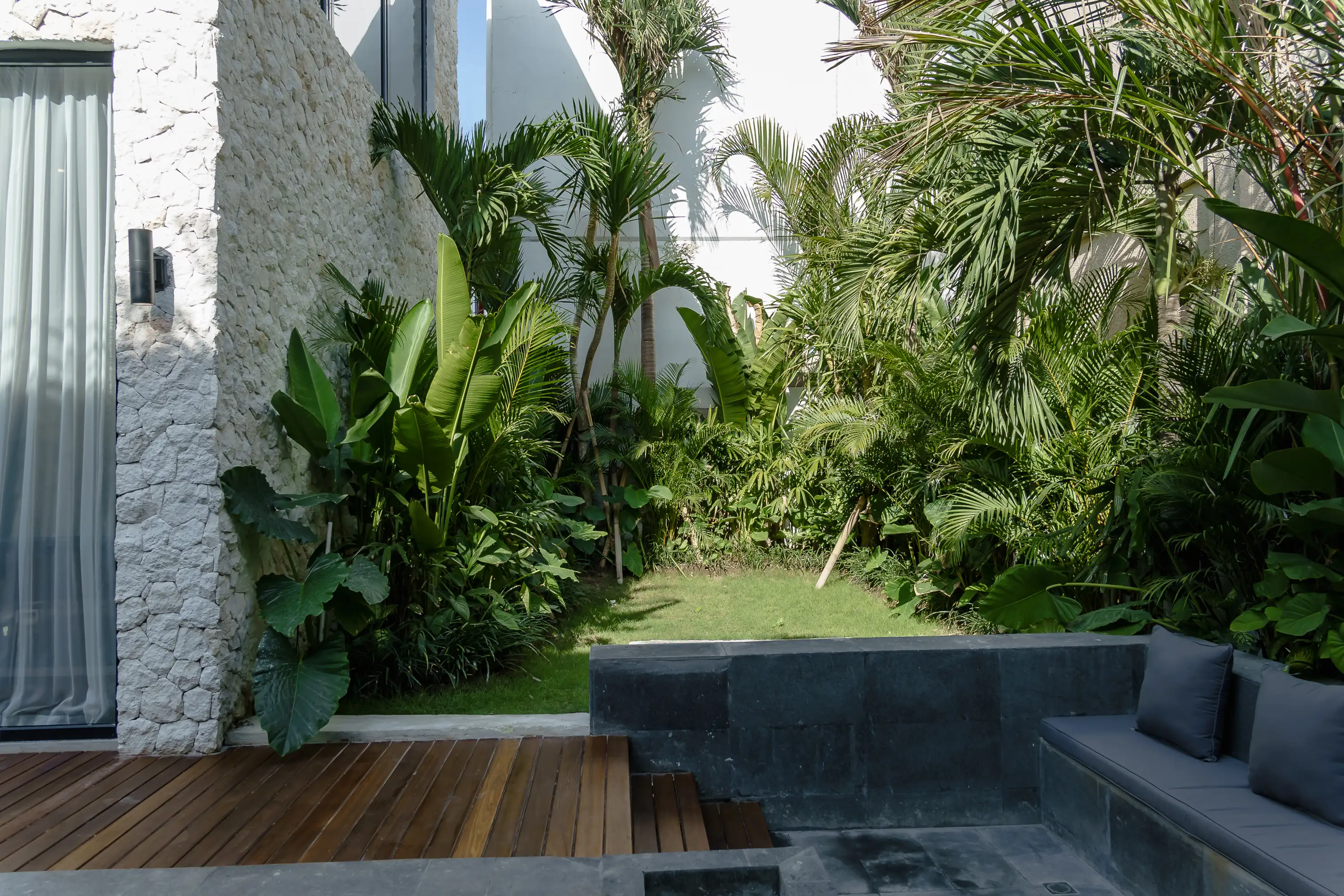 Villa 425m² in Indonesia, Canggu. Priced at 1200000$ rent photo-2