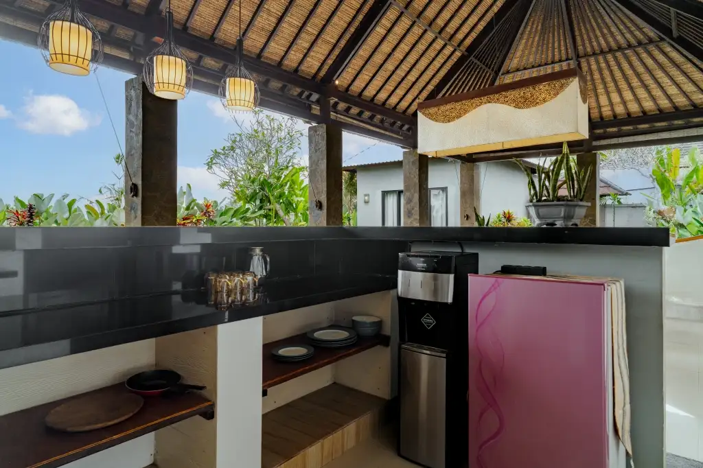 Villa 800m² in Indonesia, Ubud. Priced at 1526700$ rent photo-24