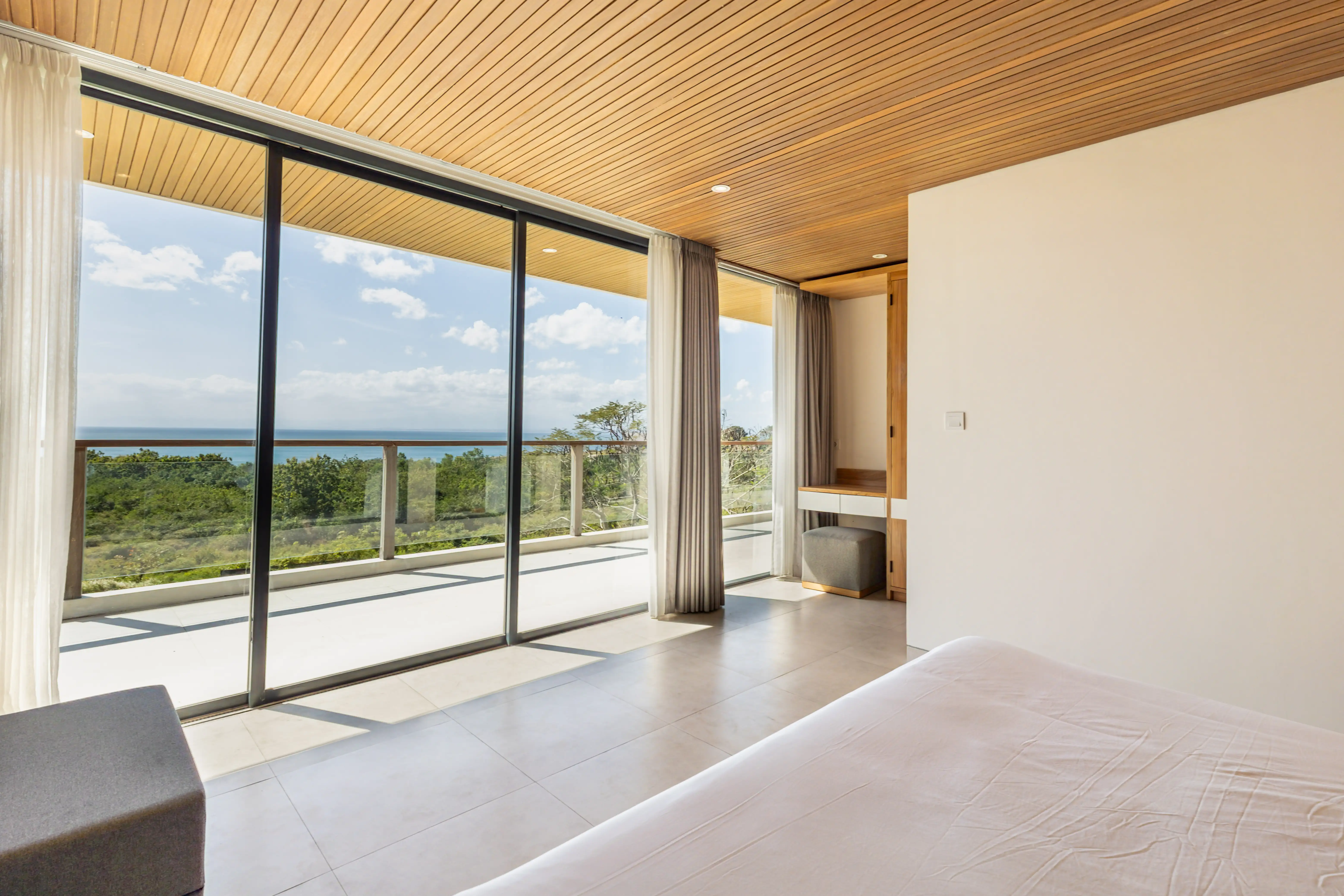 Villa 576m² in Indonesia, Bukit. Priced at 1700000$ rent photo-11