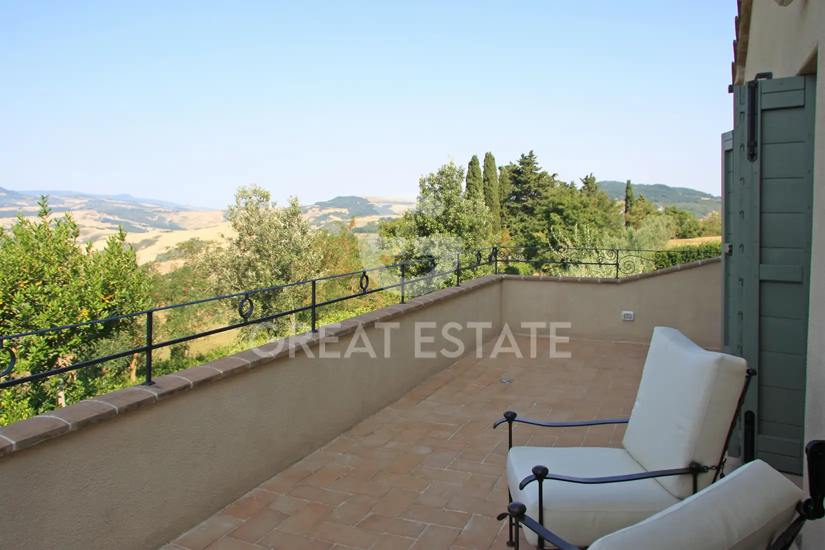 House 195m² in Italy, Siena. Priced at 1550000€ rent photo-14
