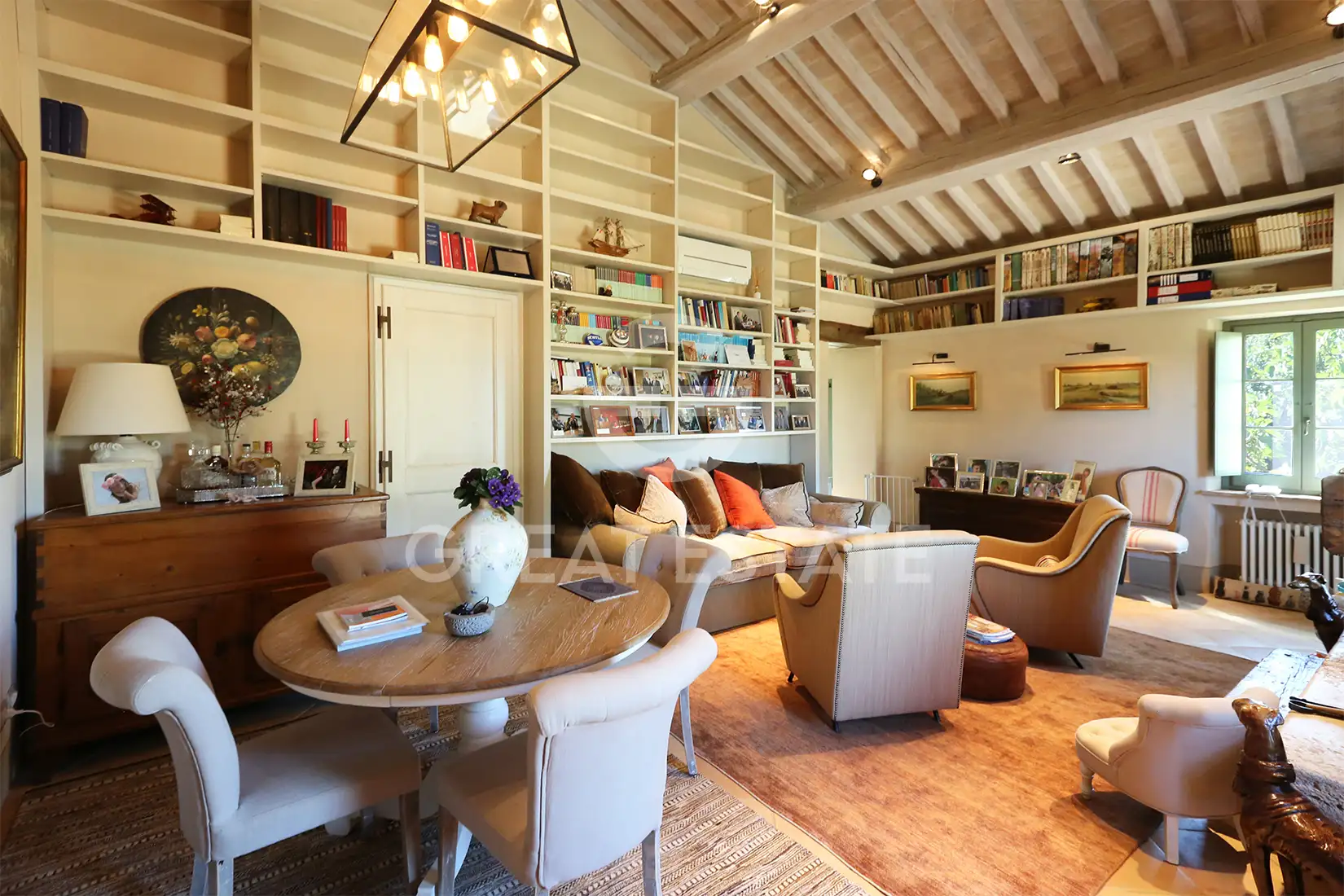 House 195m² in Italy, Siena. Priced at 1550000€ rent photo-15