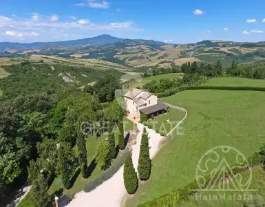 Buy in Italy for 1550000€