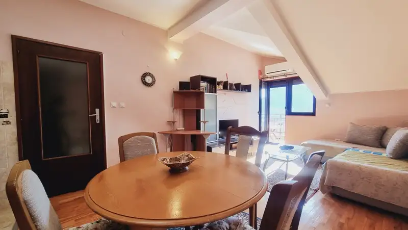Flat 49m² in Montenegro, Dobrota. Priced at 125000€ rent photo-5