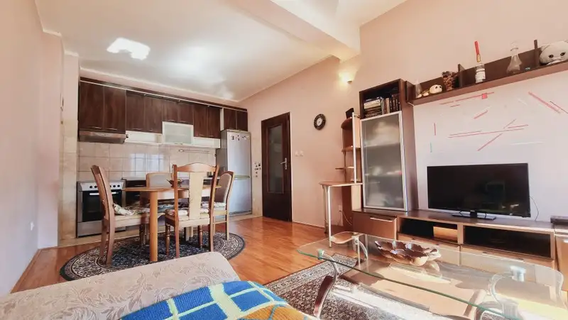 Flat 49m² in Montenegro, Dobrota. Priced at 125000€ rent photo-7