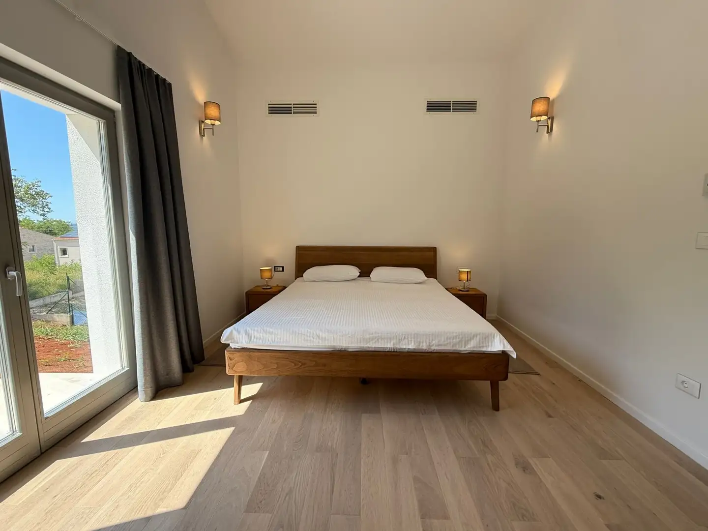 Villa 201m² in Croatia, Motovun. Priced at 760000€ rent photo-17