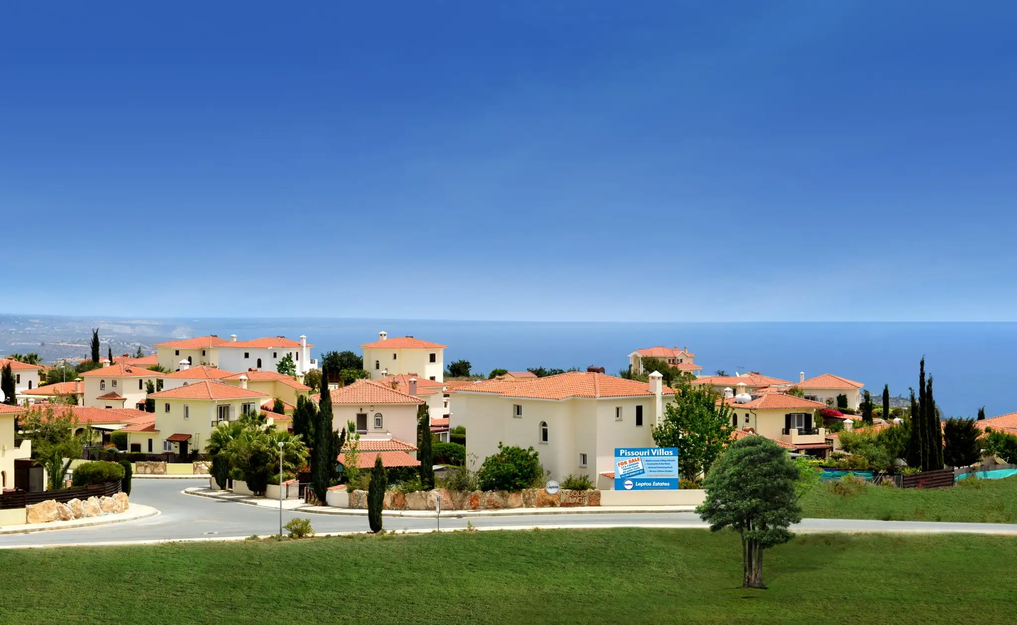 Villa 90m² in Cyprus, Pissouri. Priced at 775000€ rent photo-1