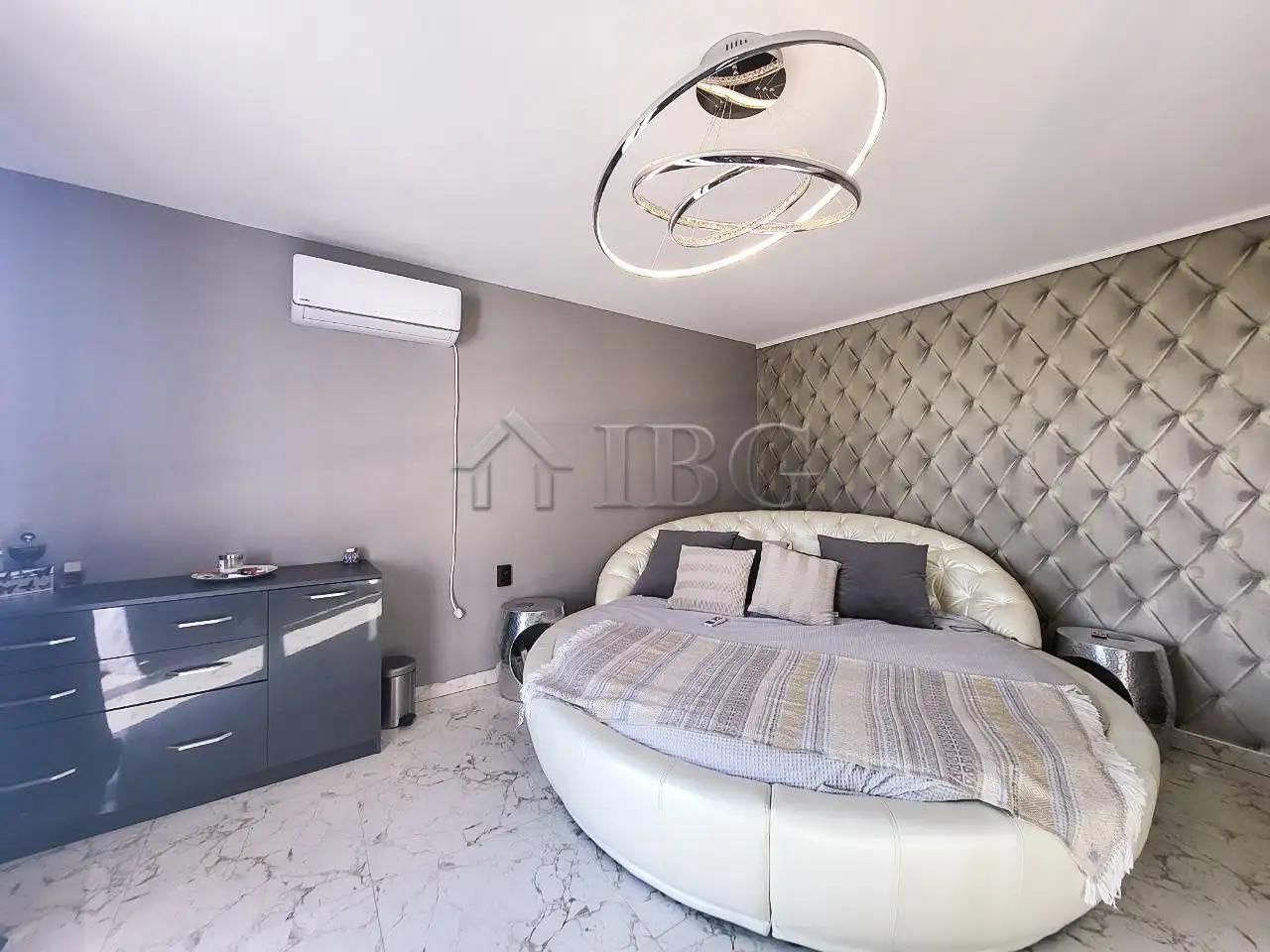 House 238m² in Bulgaria, Kableshkovo. Priced at 349000€ rent photo-14