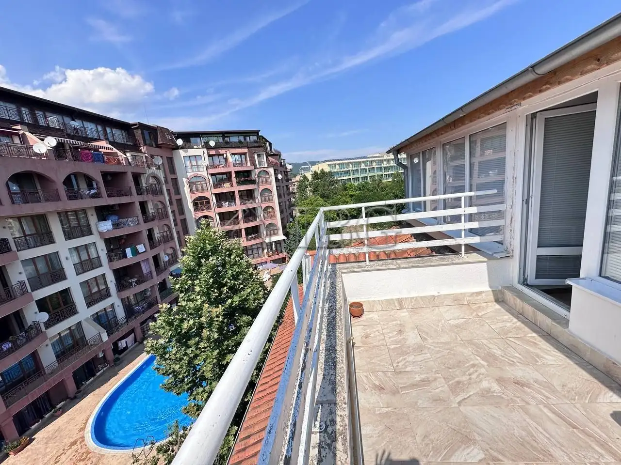 Flat 91m² in Bulgaria, Sunny Beach. Priced at 105500€ rent photo-11