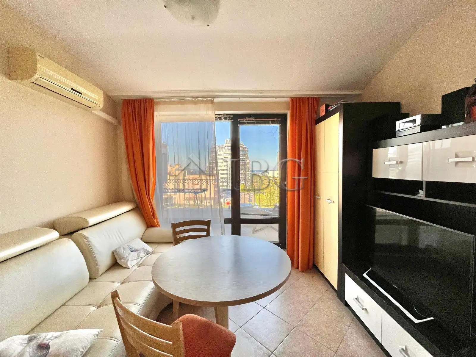 Flat 49m² in Bulgaria, Sunny Beach. Priced at 69000€ rent photo-5