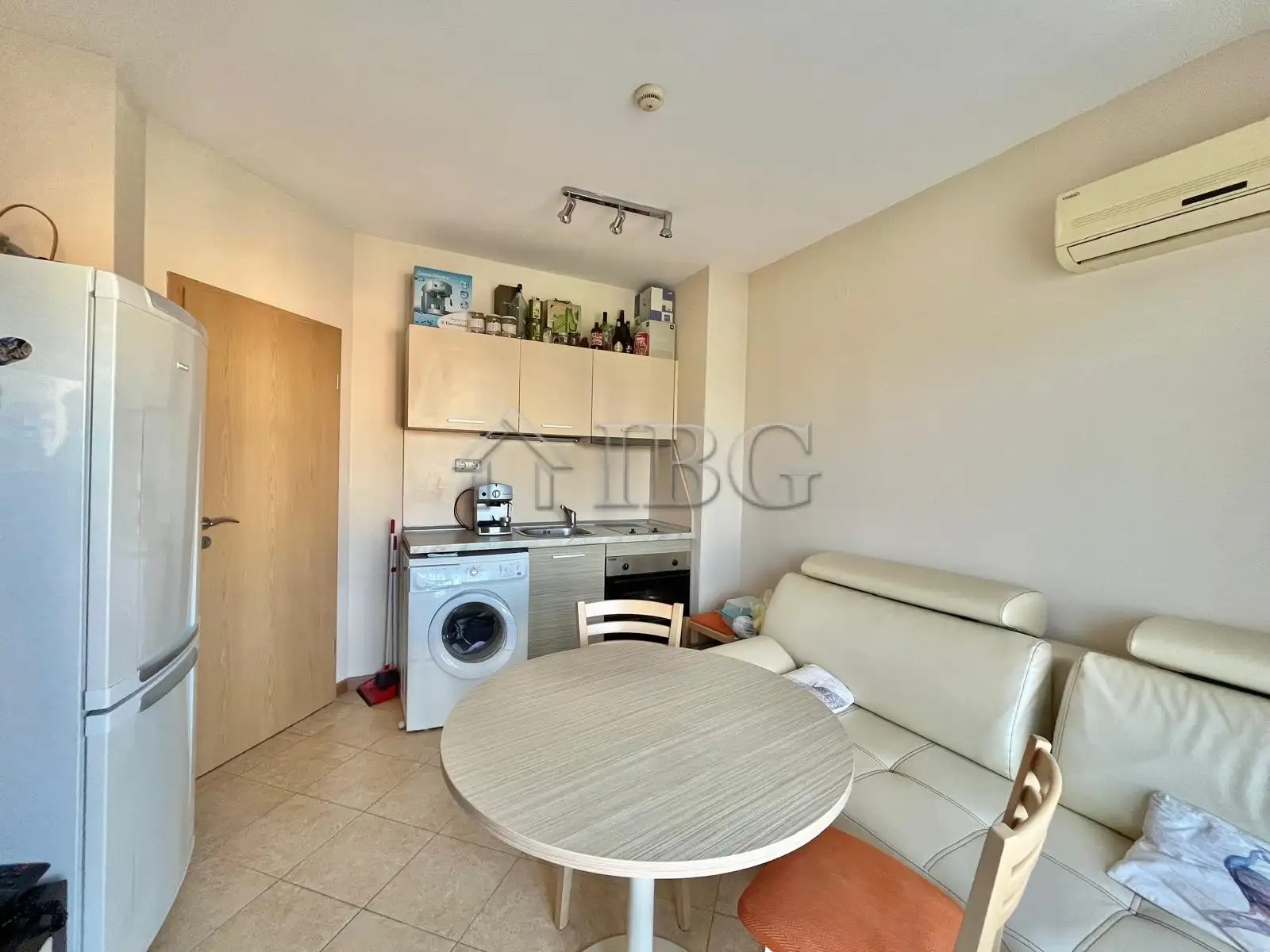Flat 49m² in Bulgaria, Sunny Beach. Priced at 69000€ rent photo-6