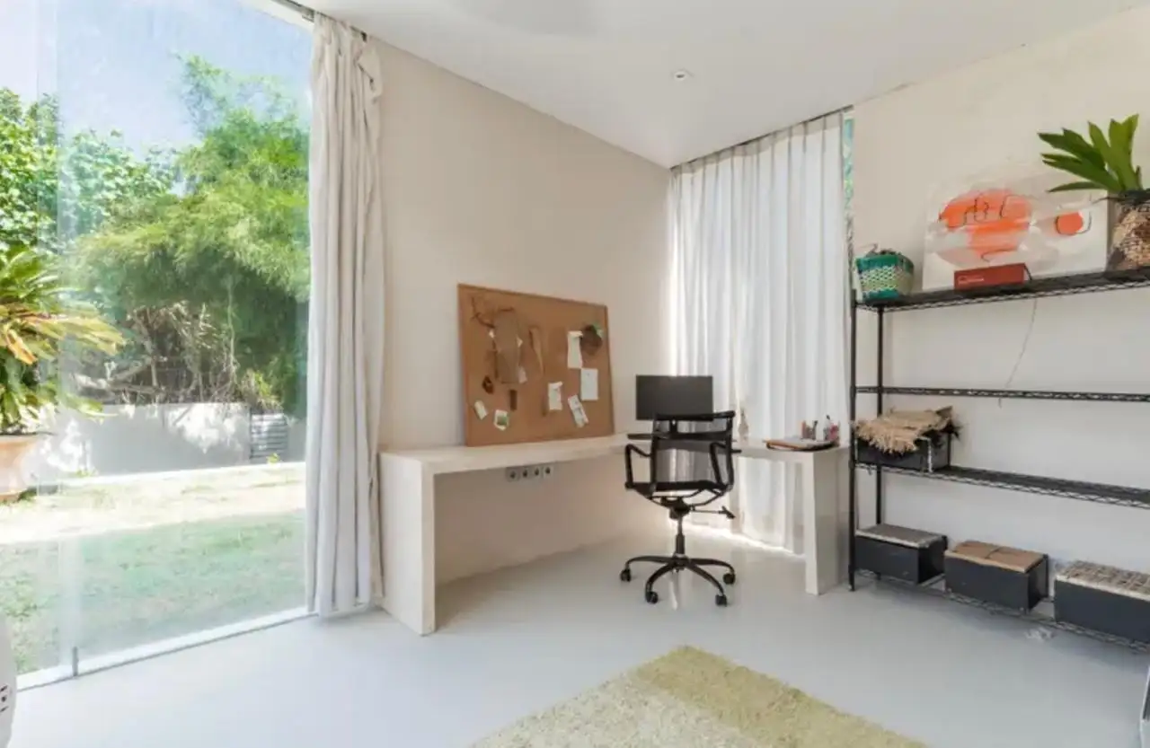 Villa 400m² in Indonesia, Canggu. Priced at 1300000$ rent photo-12