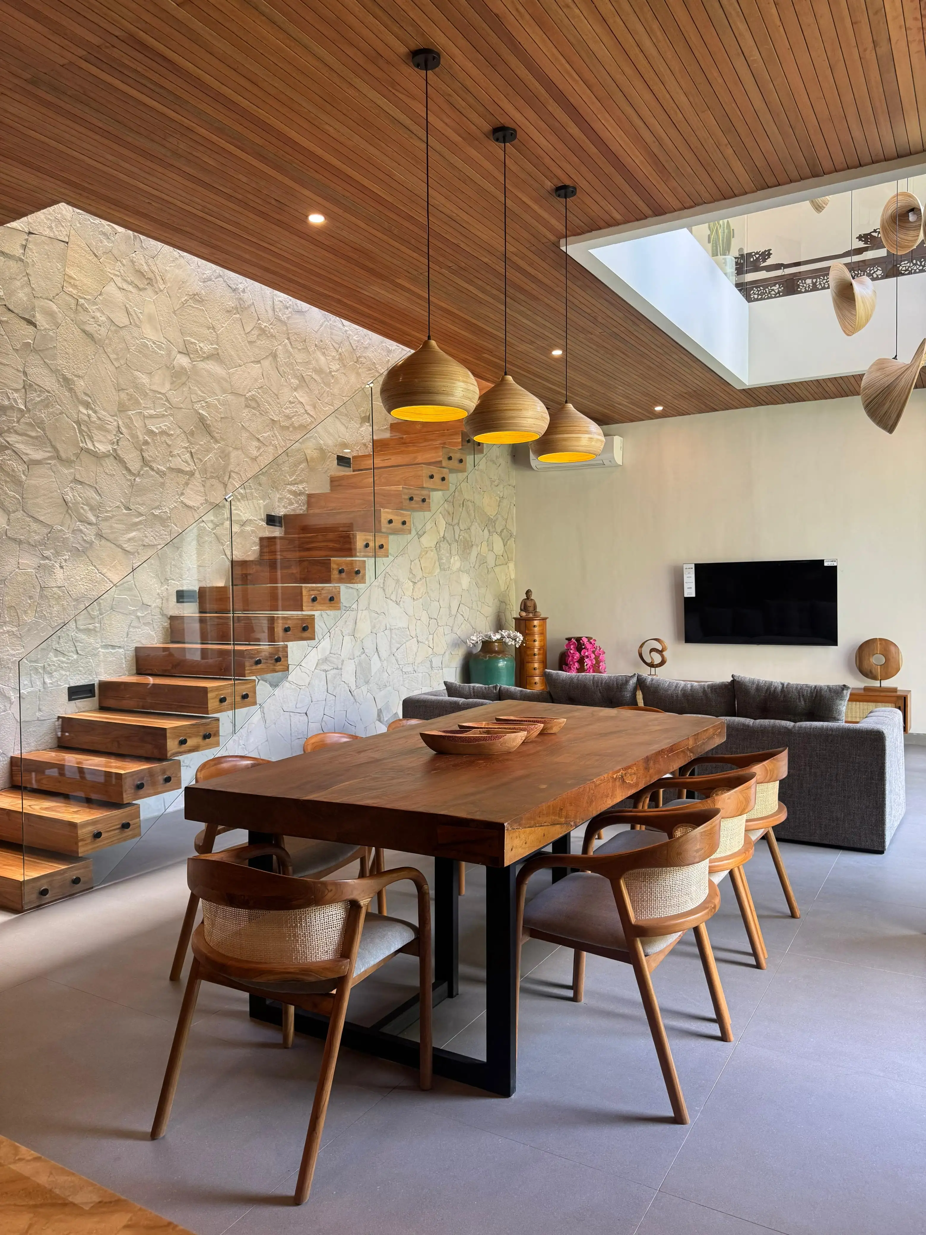 Villa 250m² in Indonesia, Canggu. Priced at 61585$ rent photo-30
