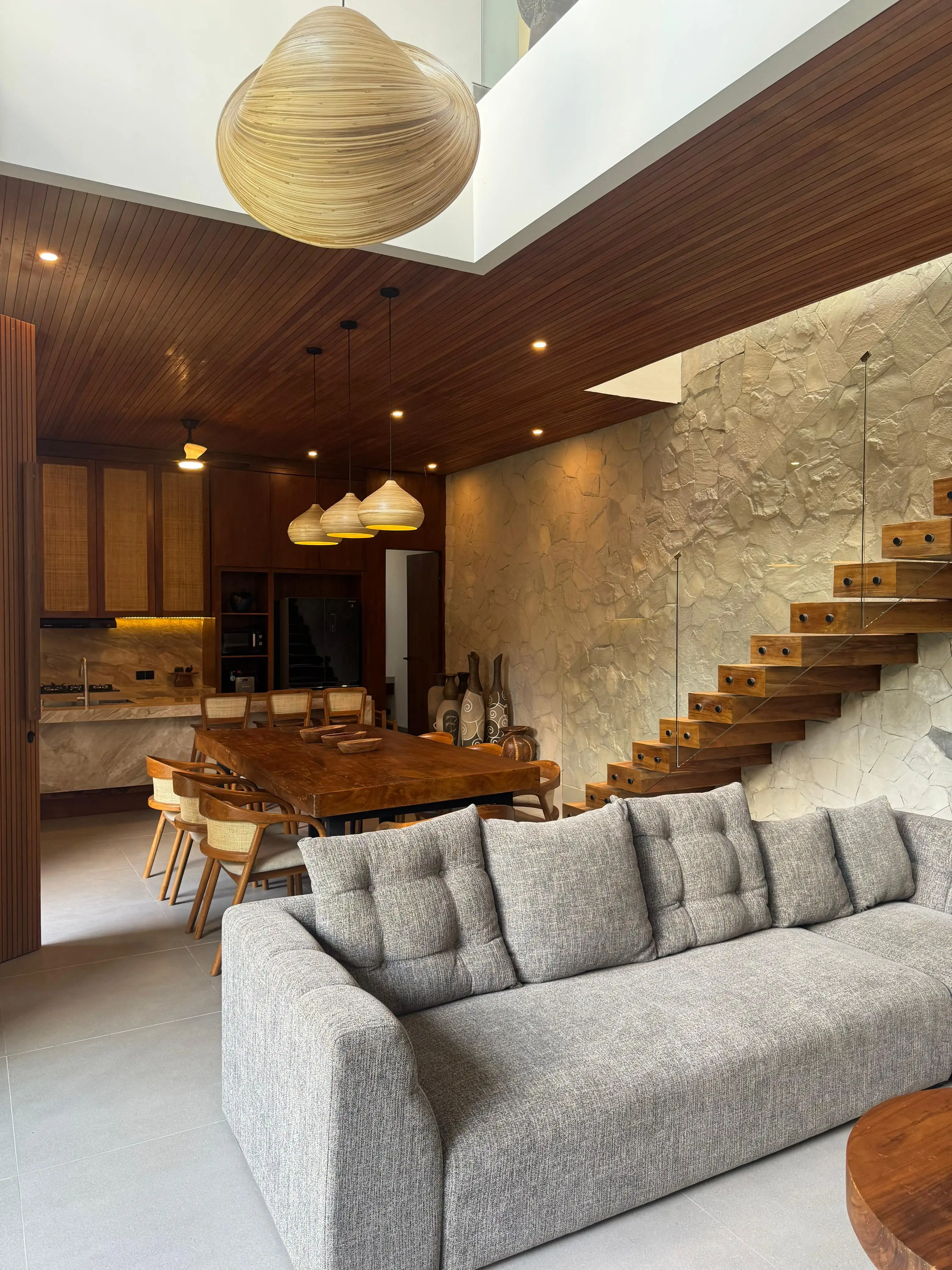 Villa 250m² in Indonesia, Canggu. Priced at 61585$ rent photo-31